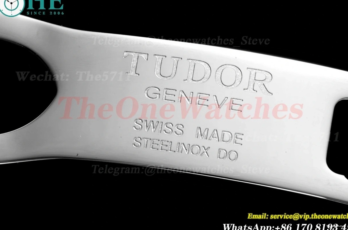 V4 Black KRF Dot Black 36mm SS SS Bay Heritage A2824 0127